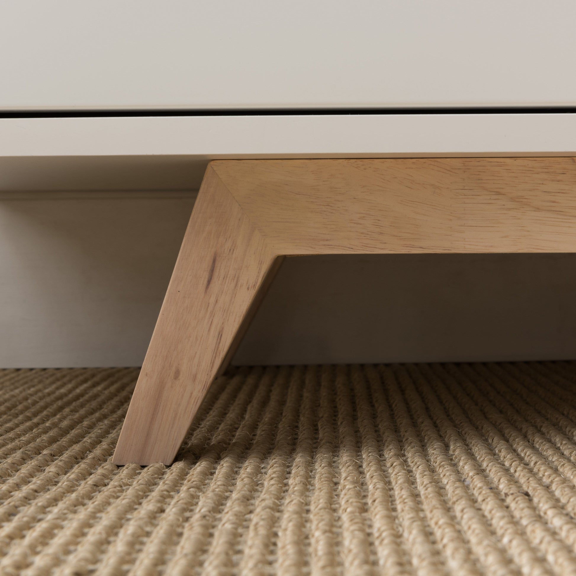 NOVA LL Entertainment Unit White by Tauris™ Furniture > Entertainment Centers & TV Stands HLS