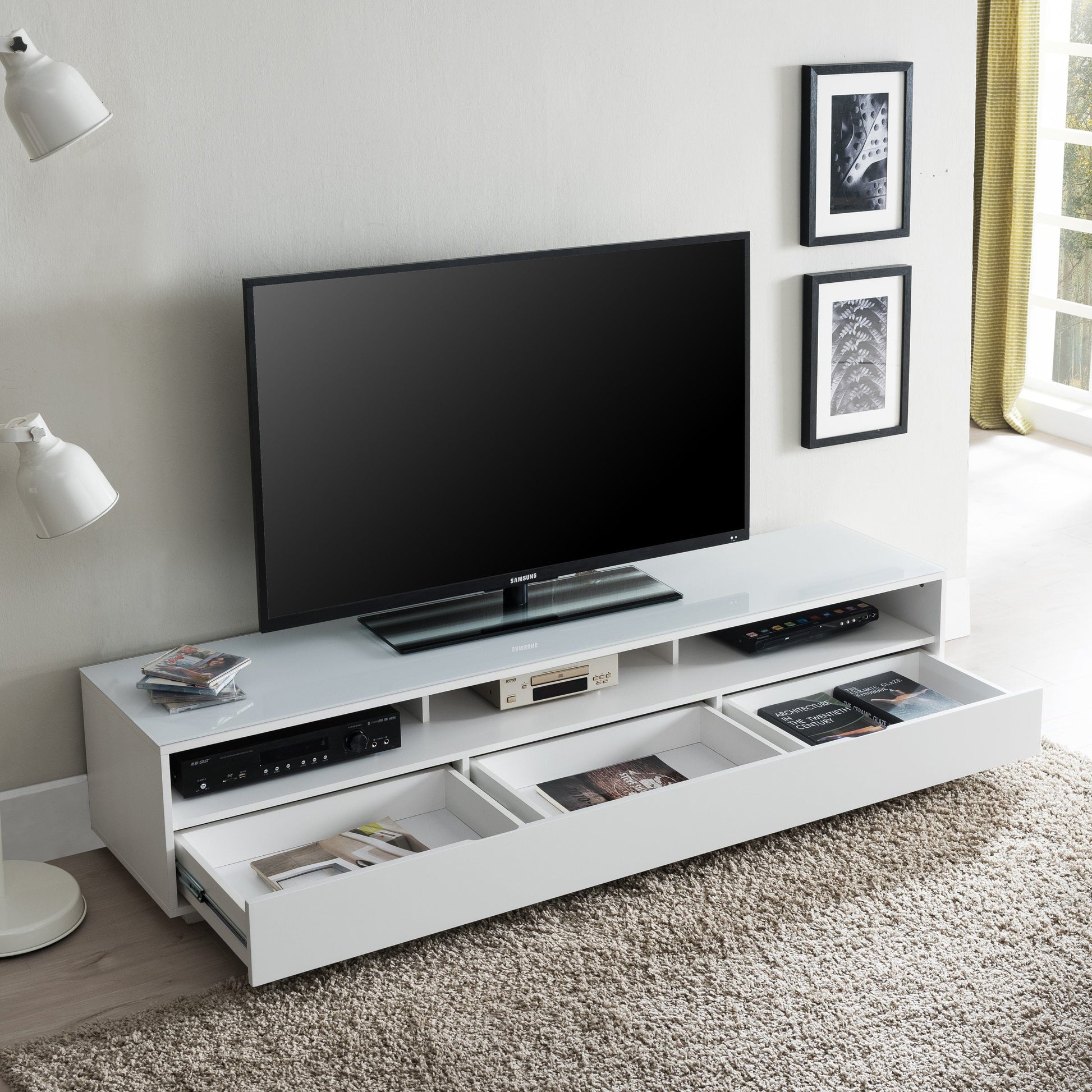 SUAVE1800 Entertainment Unit White by Tauris™ Furniture > Entertainment Centers & TV Stands HLS